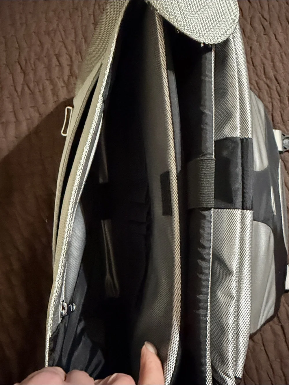 Tumi men laptop